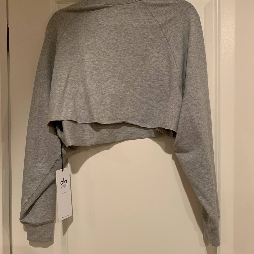 Cropped workout shirt
